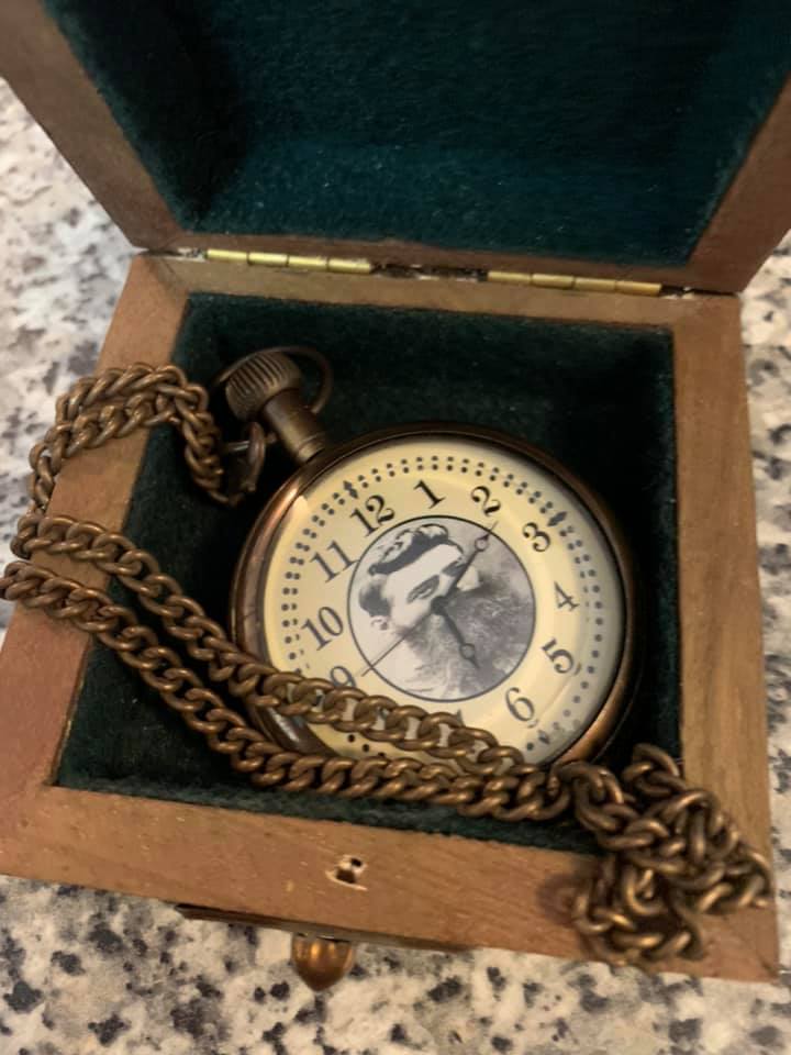 NED KELLY Pocket Watch - in wooden VELVET LINED case