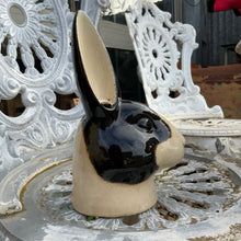 Load image into Gallery viewer, Bunny Planter 23 cm
