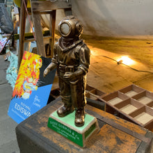 Load image into Gallery viewer, Diver statue cast iron 35cm
